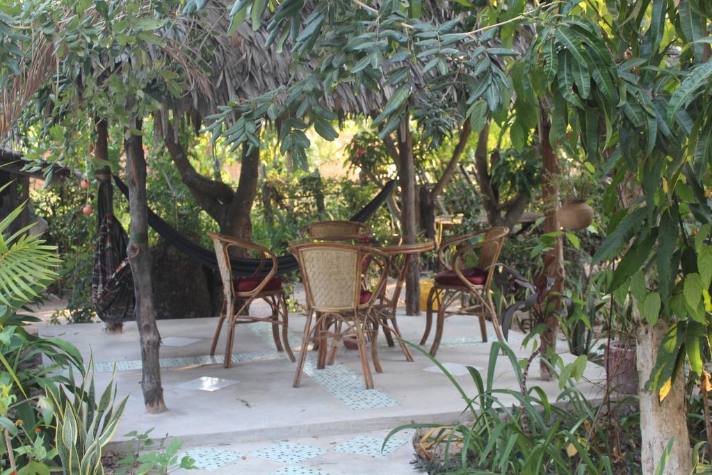 Garden Guesthouse Kampong Chhnang Exterior photo
