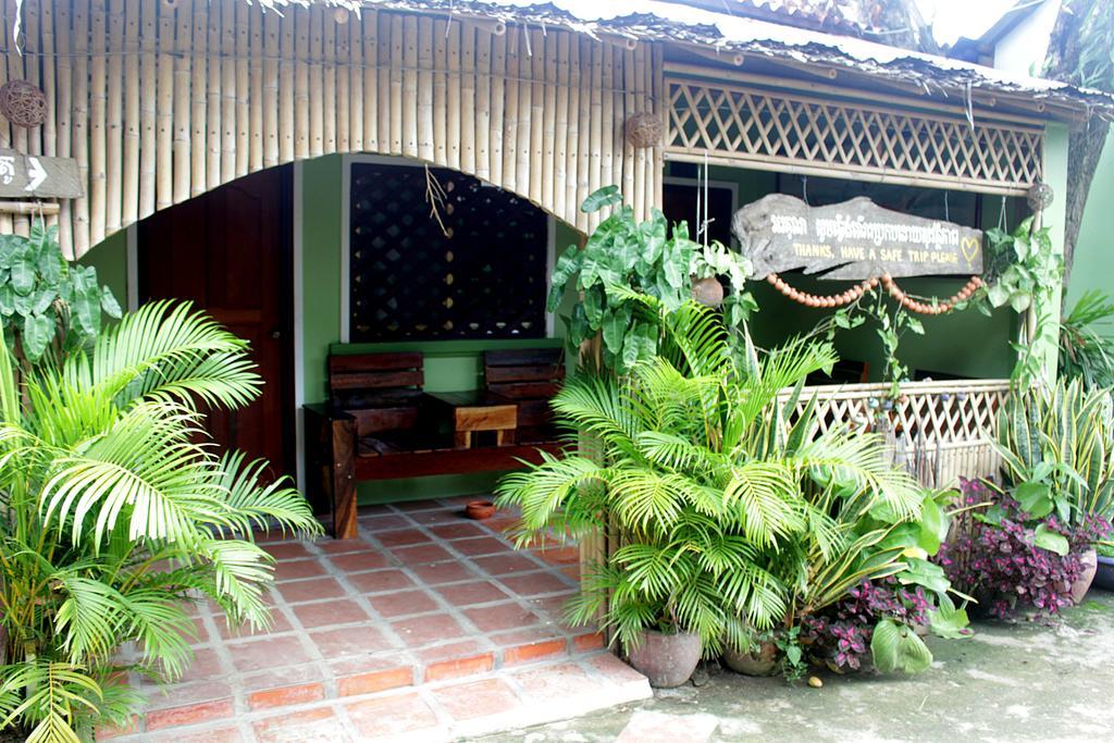 Garden Guesthouse Kampong Chhnang Exterior photo
