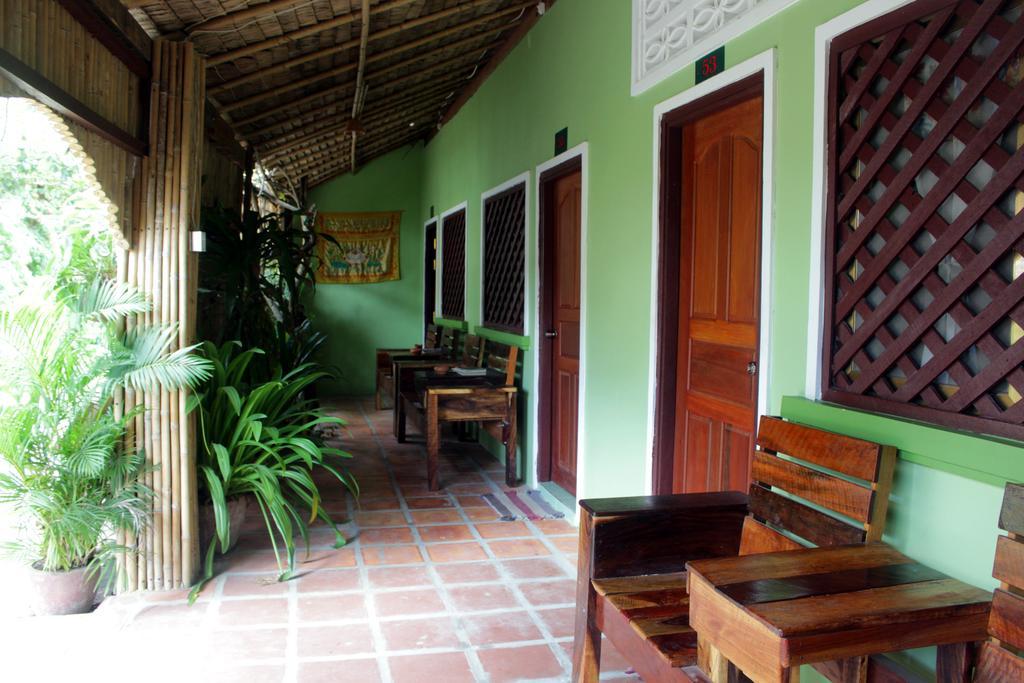 Garden Guesthouse Kampong Chhnang Exterior photo